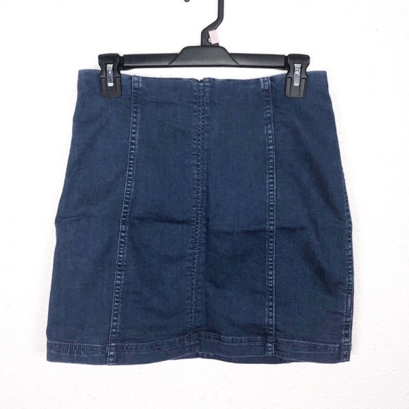 Free People • Blue Fitted Mini Skirt - Picture 3 of 4